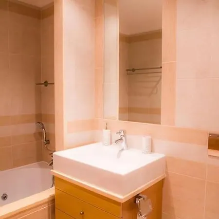 Duplex Sea View. Near Beaches And Town Center. Lagos