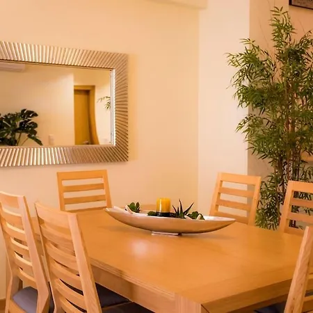 Duplex Sea View. Near Beaches And Town Center. *